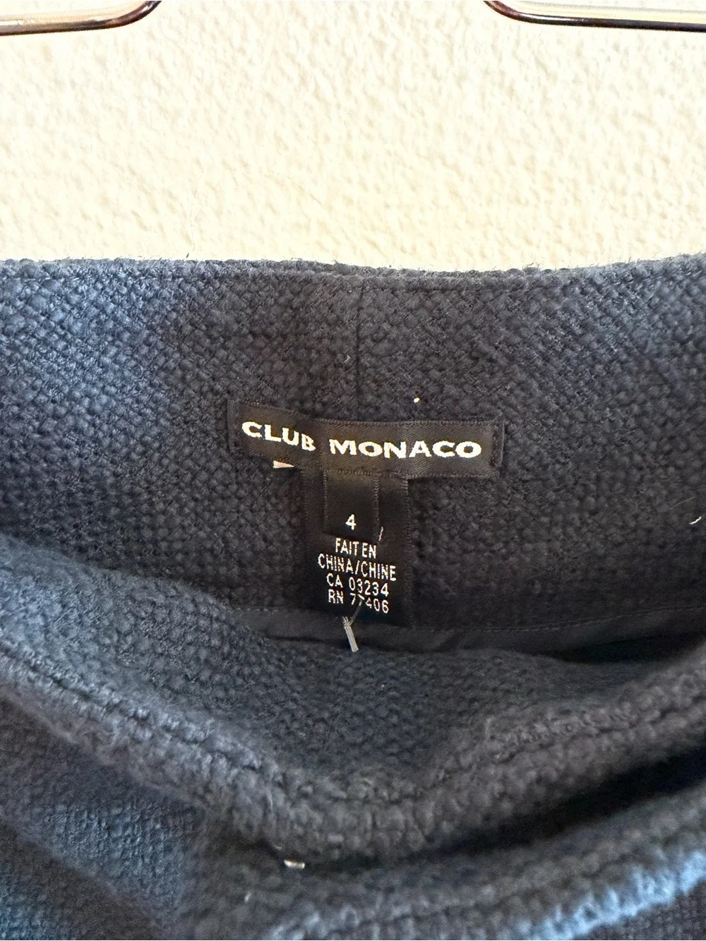 Club Monaco Dark Navy Pencil Skirt with Pearl Buttons - Picture 3 of 3